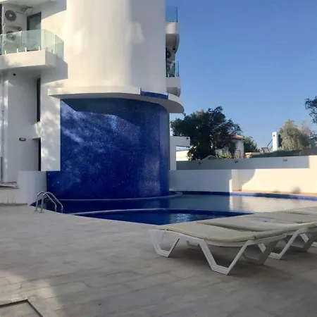 La Perla - 7 Apartment